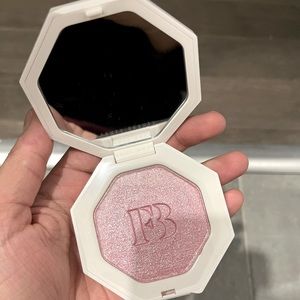 FENTYBEAUTY Killawatt Highlighter